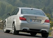 2005 BMW M5